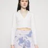 Monki Damen Langarmshirt - White