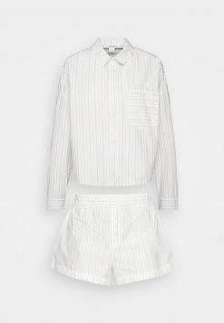 Monki Damen Pyjama - White Light -Monki Verkäufe 2022 d0f87e985fd54f67ac0165ed7479bd08