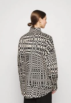 Monki Damen Hemdbluse - Black -Monki Verkäufe 2022 d7cf4bd18ddb47e3b60a96450828e8ab