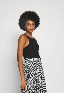 Monki EDDA SINGLET 2 PACK - Top - Black Dark/white Solid | Damen -Monki Verkäufe 2022 d7f1149bde474912beb45a95eb4eb912