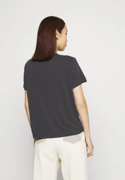 Monki Damen T-Shirt Basic - Black -Monki Verkäufe 2022 deead801edf44f29819f5ea3fe26e45e