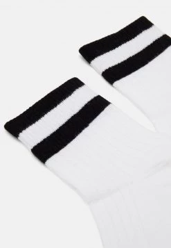 Monki Damen Socken - White/black -Monki Verkäufe 2022 dfbf74ec83f542948b0a179f9fadbd11
