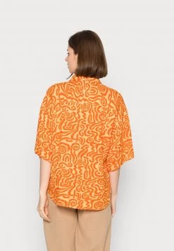 Monki Damen Hemdbluse - Orange -Monki Verkäufe 2022 e1615bd471984ae283f15d75b038ab08