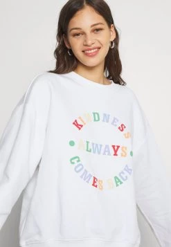 Monki Sweatshirt - Kindness Always | Damen -Monki Verkäufe 2022 e2233bc209904f50ba24e9b0b4f93d46