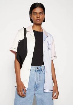 Monki Damen 3 PACK - Top - Beige Mole/black/yellow Dusty Light 13 Monki Damen 3 PACK - Top - Beige Mole/black/yellow Dusty Light -Monki Verkäufe 2022 e247cf46bb2844f3910d7a25317545be