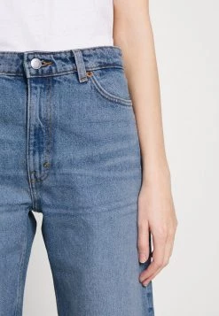 Monki Damen Jeans Shorts - Blue Medium Dusty -Monki Verkäufe 2022 e4a0639fbd3a45c7a9b6ec04e2654e2d