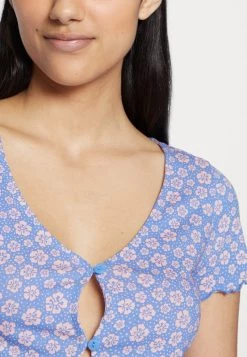 Monki Damen Strickjacke - Blue Medium -Monki Verkäufe 2022 e77d823fb33445349a09bb50c514695b