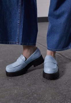 Monki Damen LOAFER VEGAN - Slipper - Blue Light -Monki Verkäufe 2022 eb56d93243e04a7e88afc9eca8fb8a7e