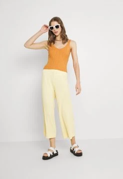 Monki Damen Top - Orange Medium Dusty -Monki Verkäufe 2022 f11b691ffd3c4d9d8d38daae8ab9d89c