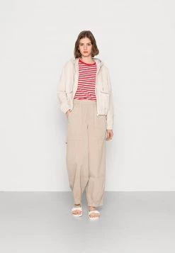 Monki Damen 2 PACK - T-Shirt Basic - Red Bright Unique Red Straightstripe + Plain White