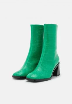 Monki Damen Stiefelette - Green -Monki Verkäufe 2022 f8f839f7288c4737837d91a54c270cc2