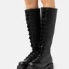 Monki Damen Plateaustiefel - Black